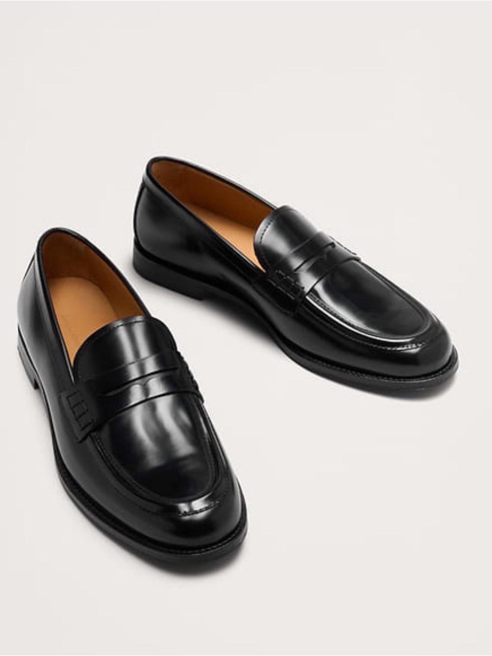NWOB Banana Republic Men’s Black Leather Penny Loafer shoe Sz 7.5